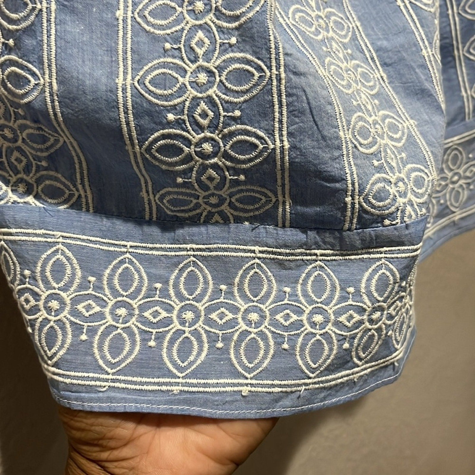 Ann Taylor Loft blouse with bows at shoulders. Blue and white Size Small summer
