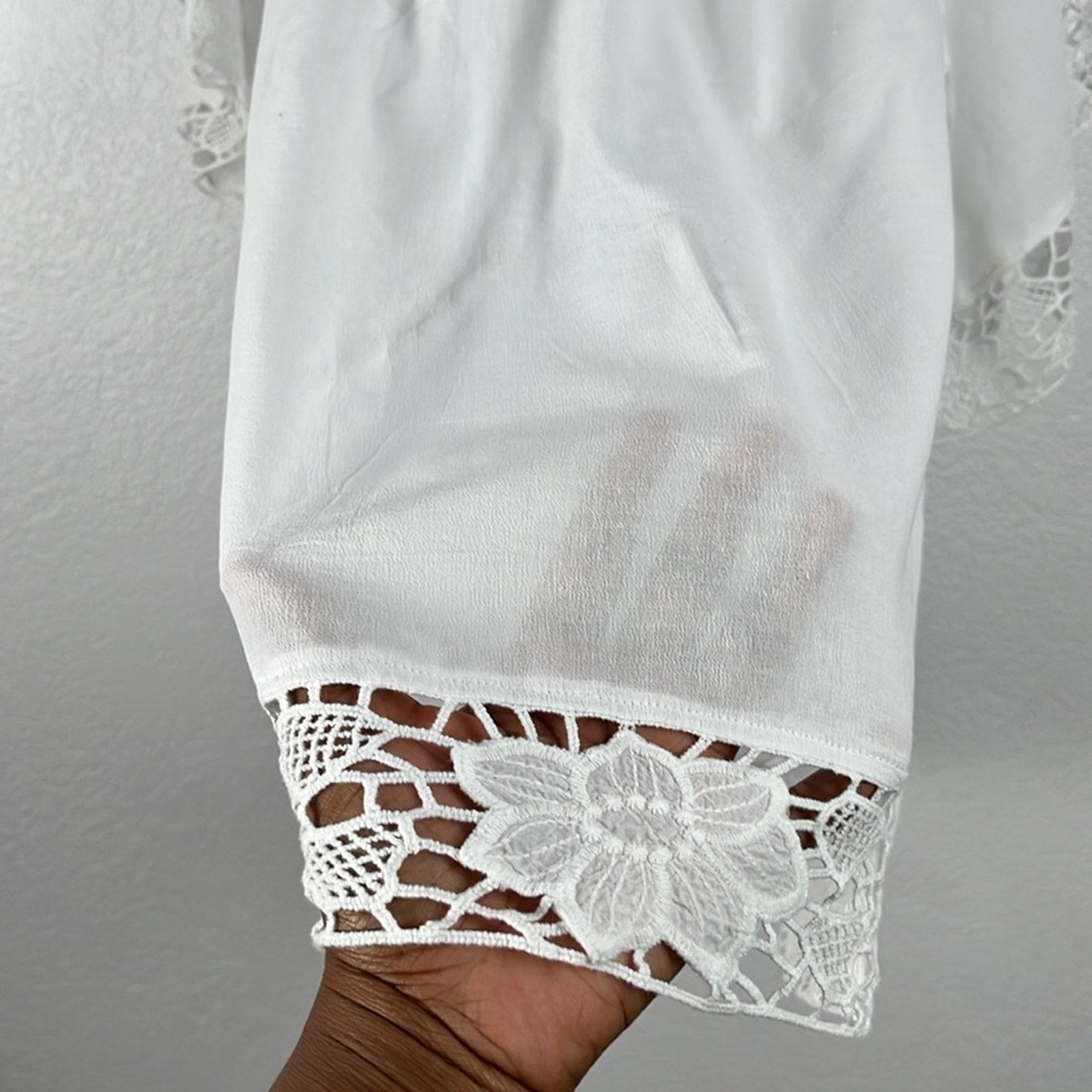 L Space Off Shore Caftan White Cotton Sz S Floral Lace Trim Dolman Sleeve Sheer