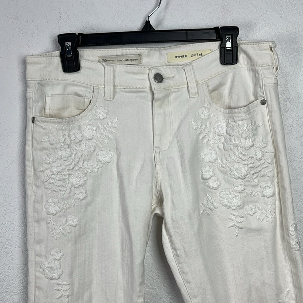 Antro Pilcro Womens Embroidered Floral Jeans Size 28 (Sz 6) Straight Leg ivory