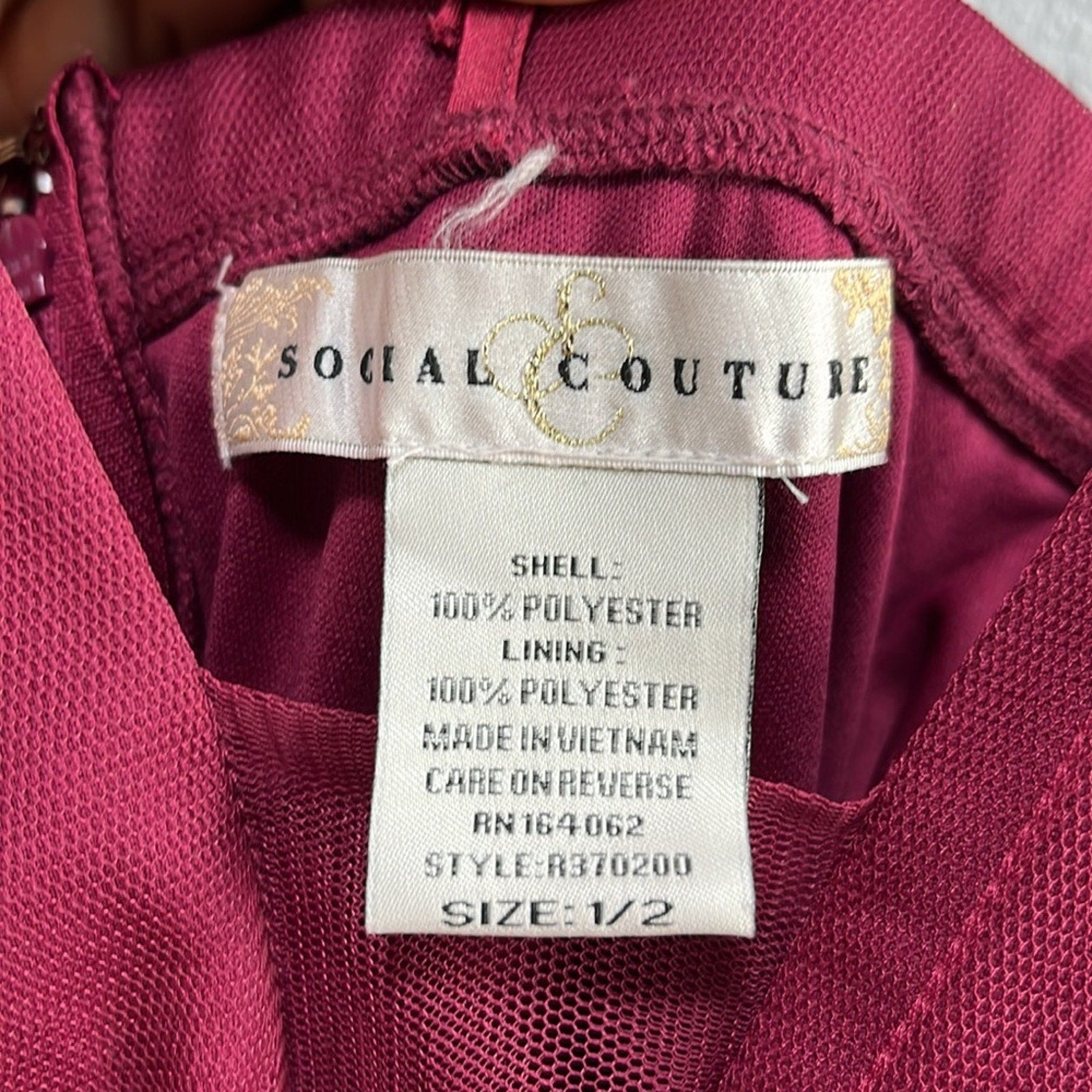 Social Couture Women’s Burgundy Ruffled Tiered Maxi Dress Formal Sz 1/2 No Belt