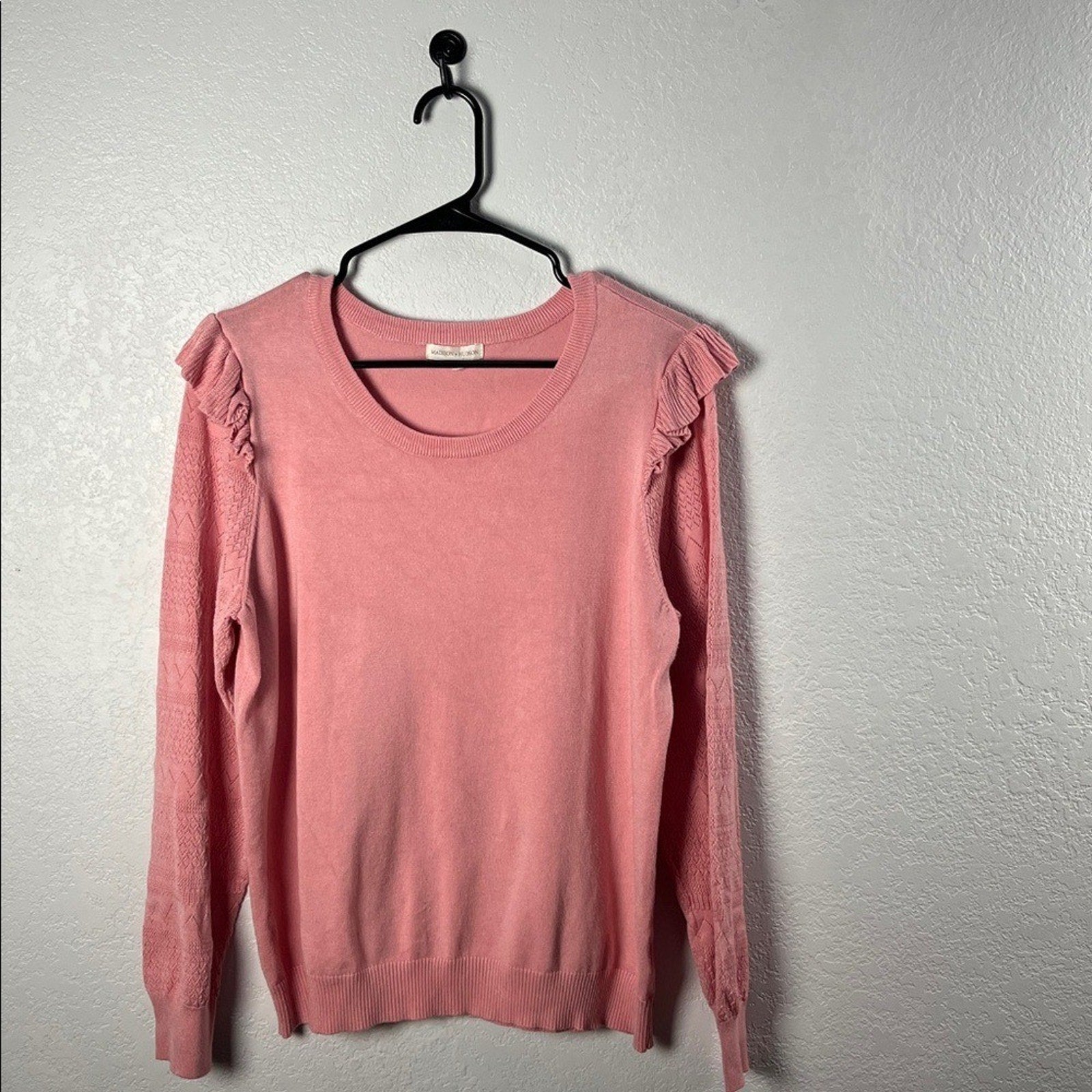 Madison + Hudson Pink Ruffled Women's Sweater Crew Neck Long Sleeve Sz XL Chic