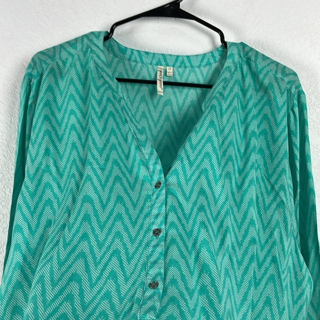 Grand & Greene V-Neck Green & White Long Sleeve Shirt Sz 1X Lightweight Flowy