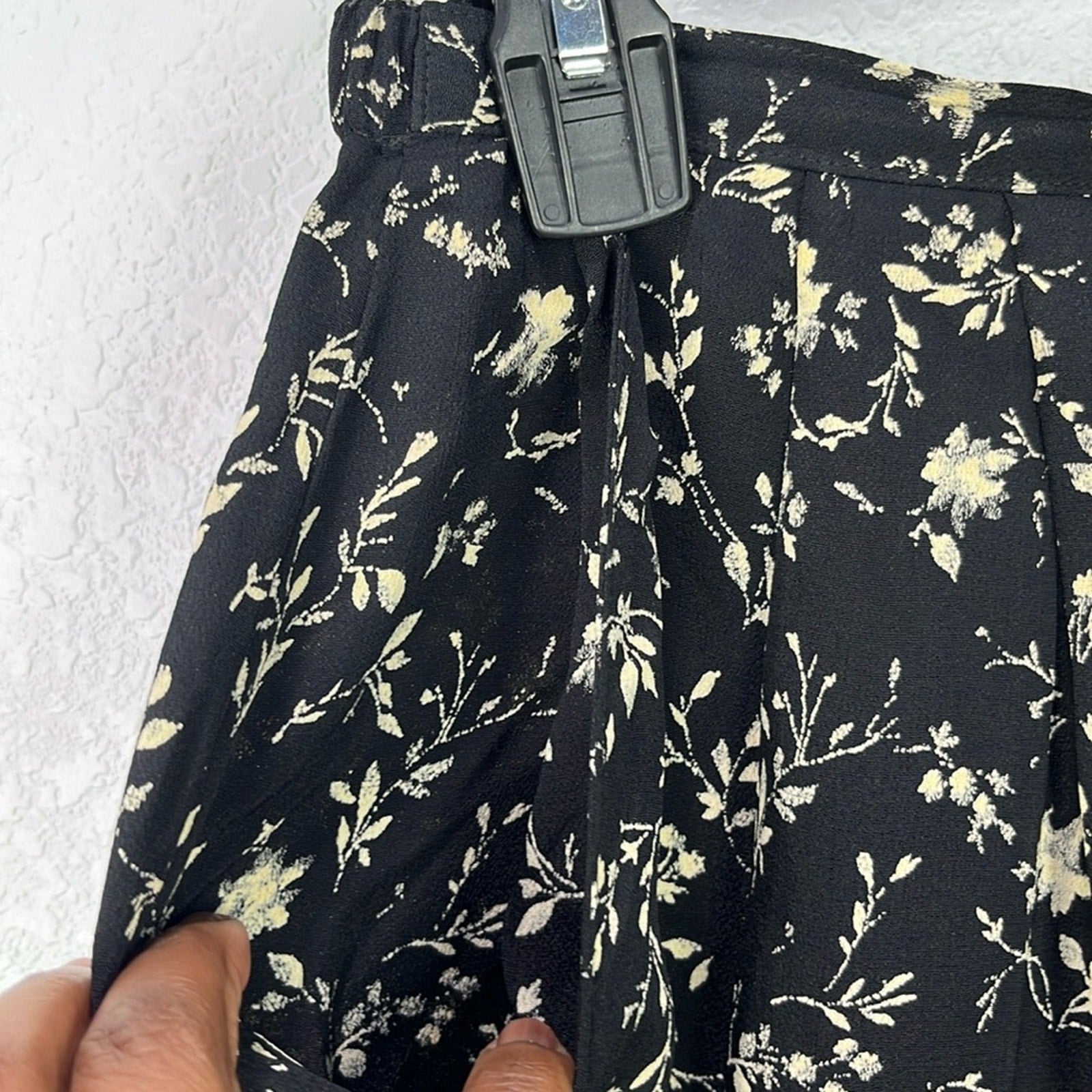 Vintage Street Wear Carole Little Wide Leg Pants Womens 10 Black Floral Print
