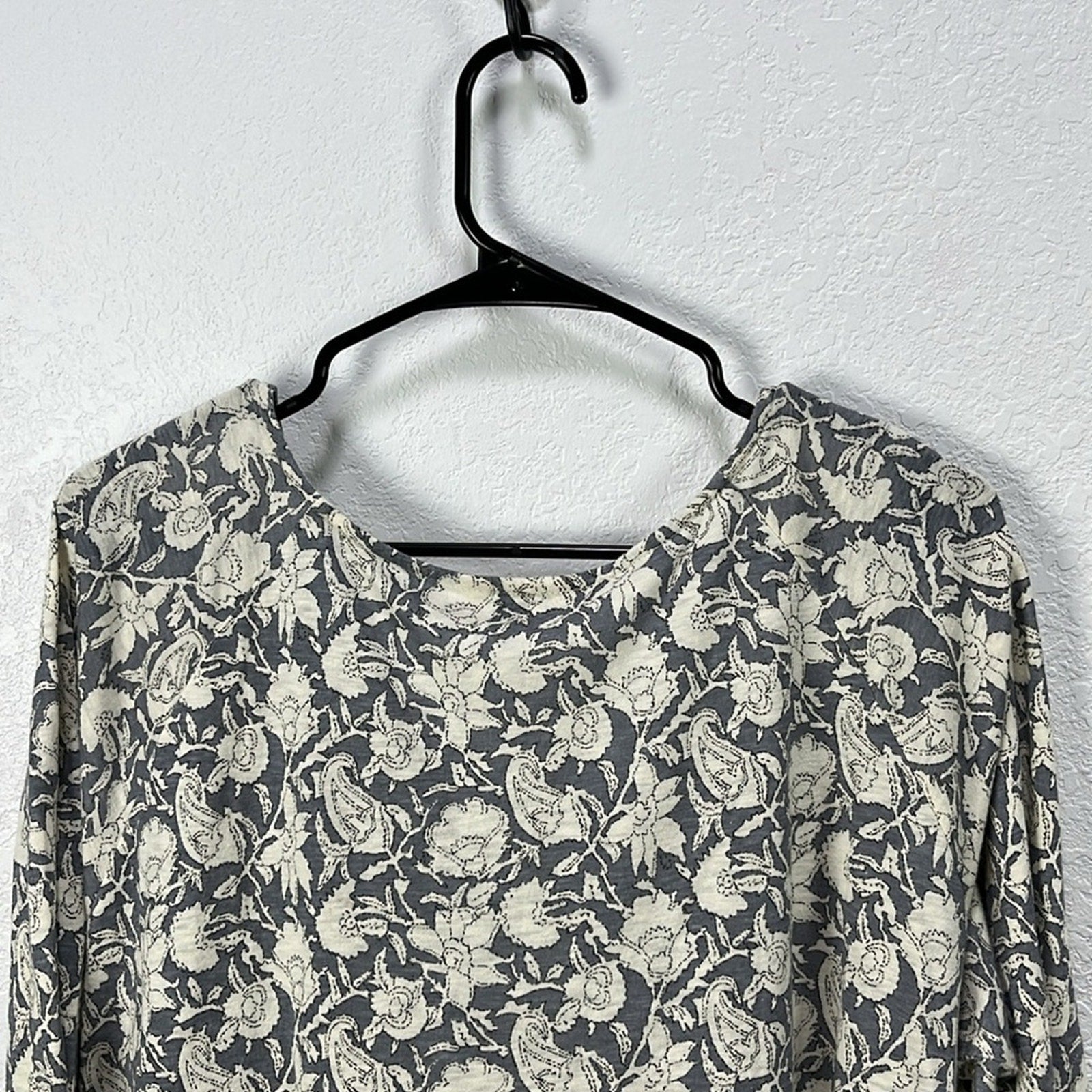 Lucky Brand Boho Grey Print Top Black Tan Split Neck 3/4 Sleeve Size 1X Boho