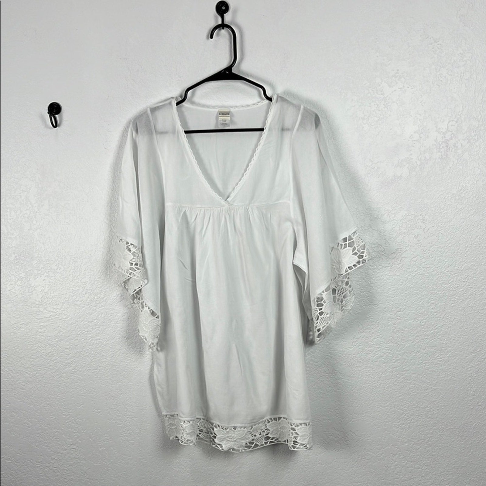 L Space Off Shore Caftan White Cotton Sz S Floral Lace Trim Dolman Sleeve Sheer