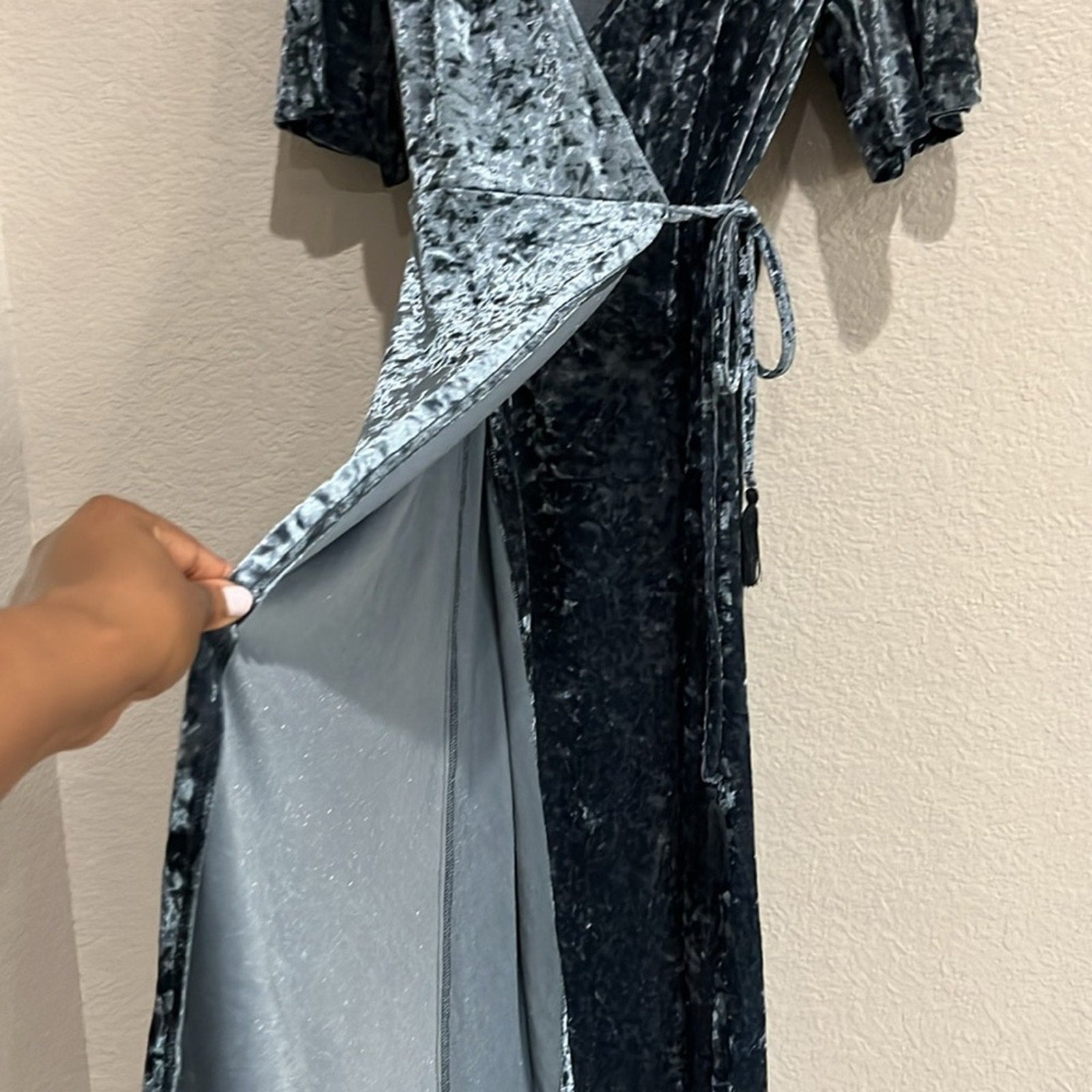 Gianni Bini Blue V-Neck Sheath Midi Dress Sz XS Velvet Platinum Marche Dress NWT