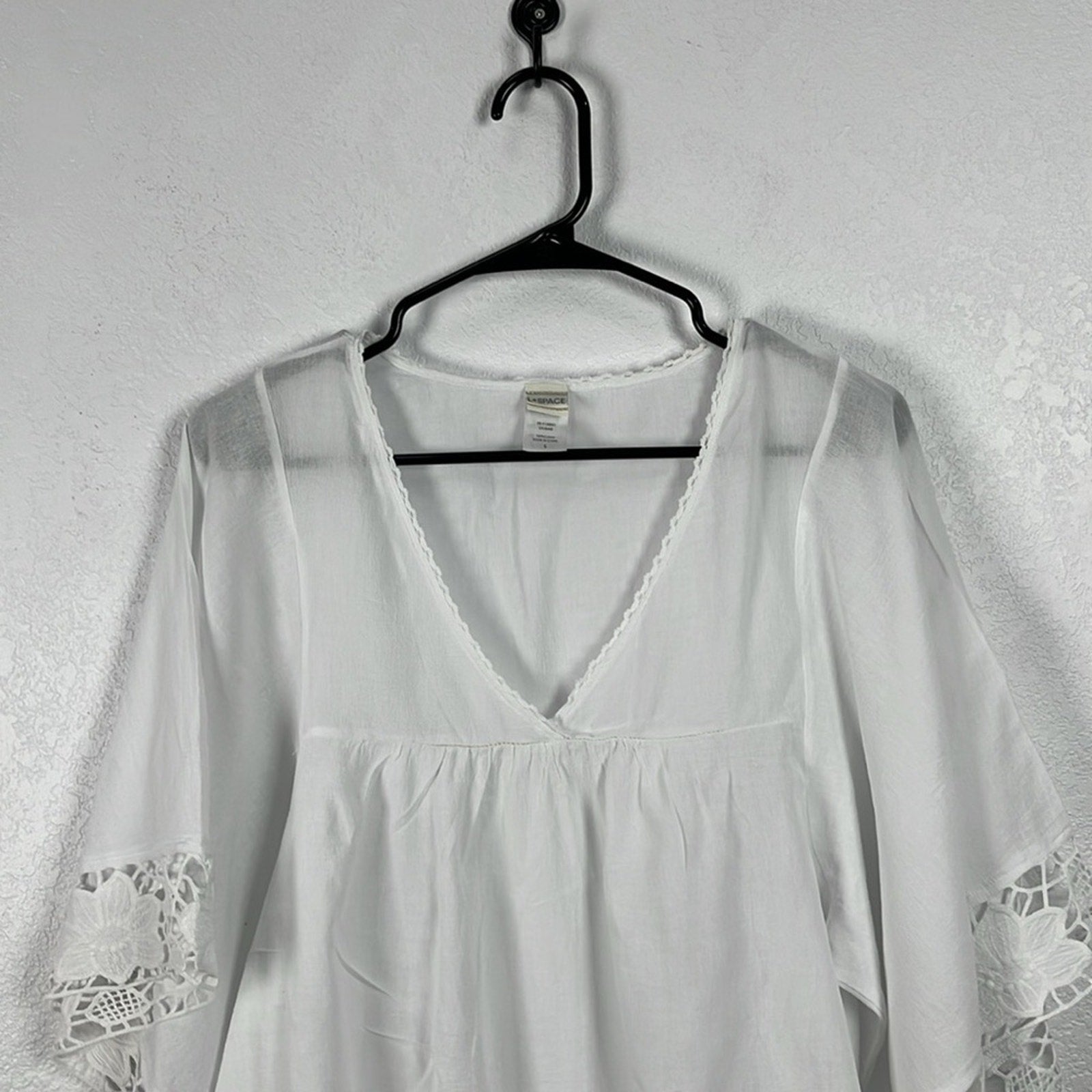 L Space Off Shore Caftan White Cotton Sz S Floral Lace Trim Dolman Sleeve Sheer