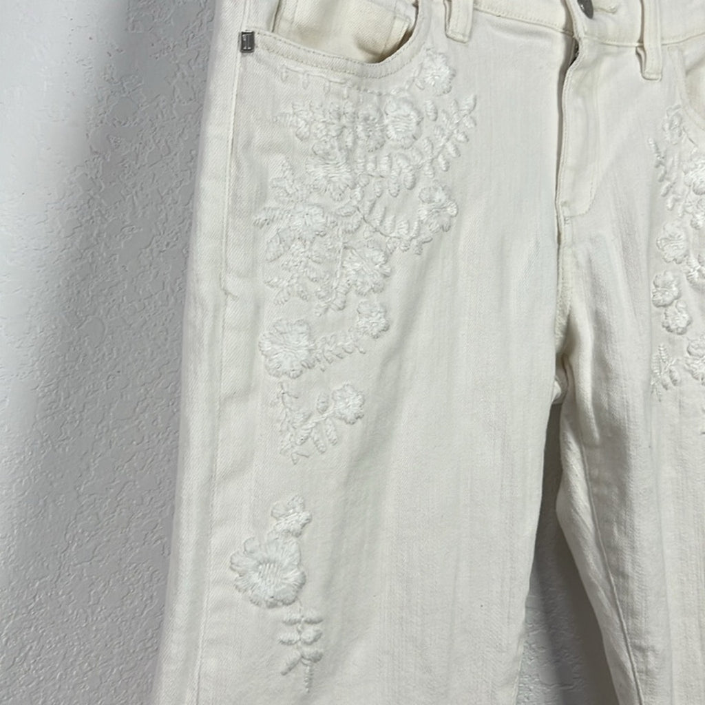 Antro Pilcro Womens Embroidered Floral Jeans Size 28 (Sz 6) Straight Leg ivory