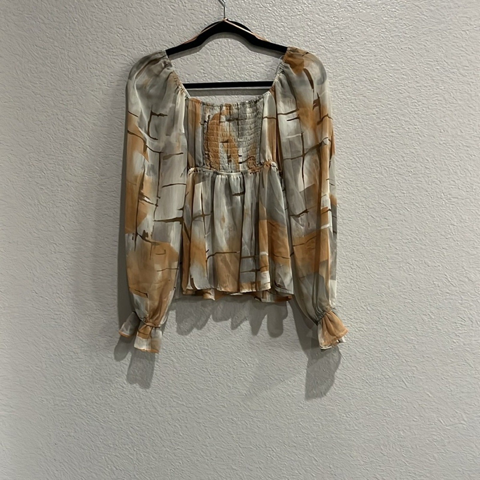 Blu Pepper Womens Cream  Tan Ruffled Long Sleeve Boho Peasant Blouse Size Small