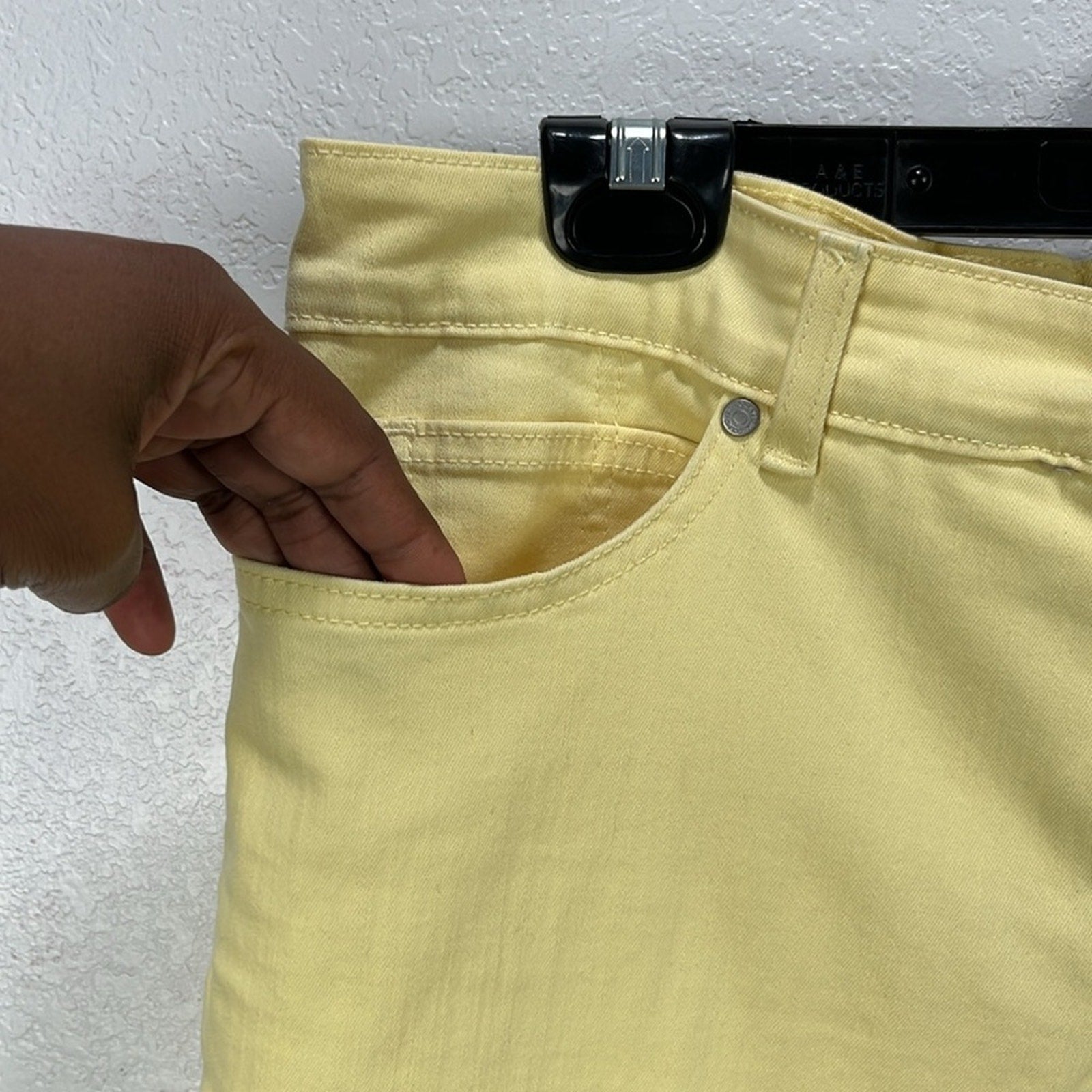 Bandolino Women’s Mandie Pants Size 12S Yellow 4 Pocket Summer Effortless Casual