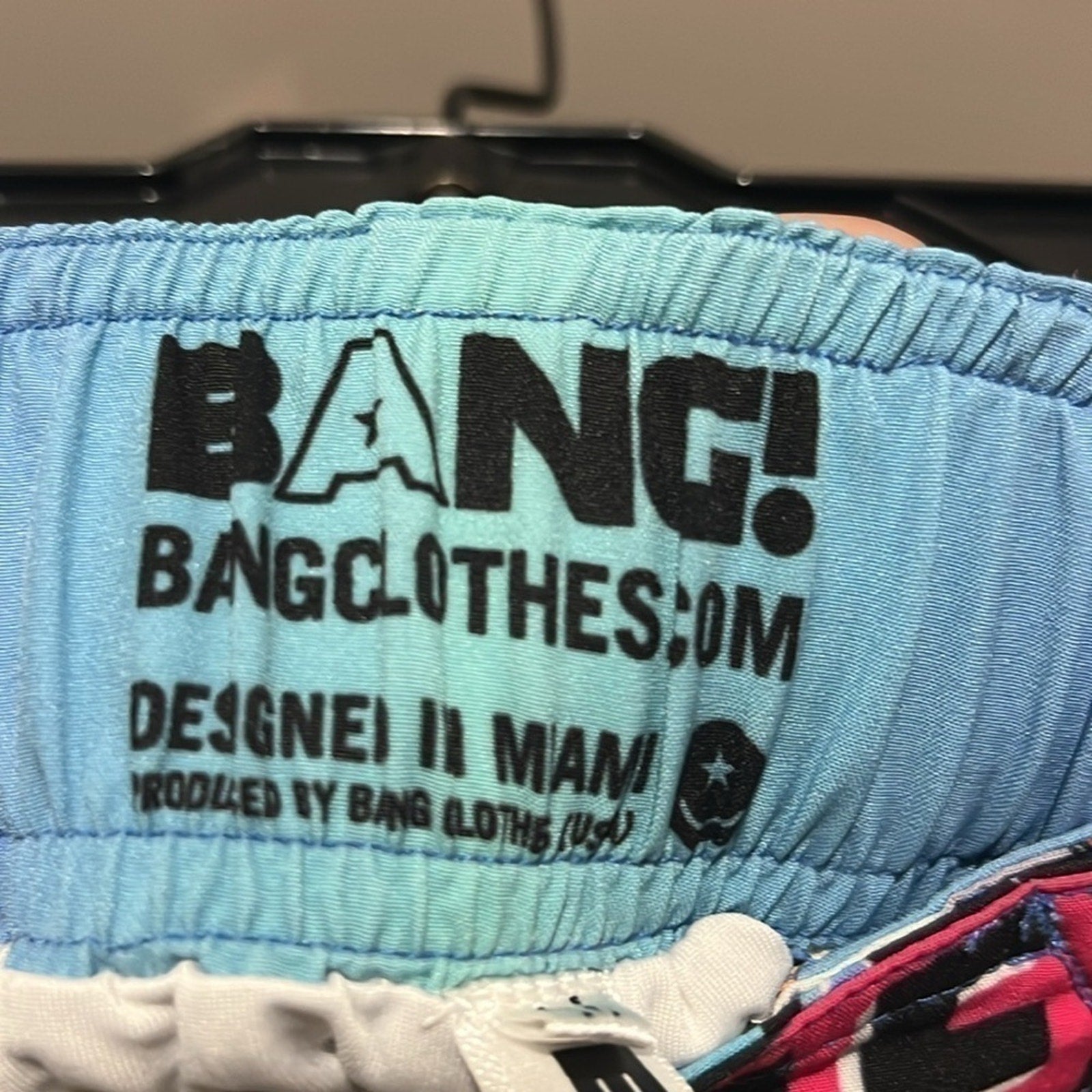 Bang Men SUPER POP RESORT SHORTS Retro 90’s Y2K Zip Pockets Size Medium Beachy