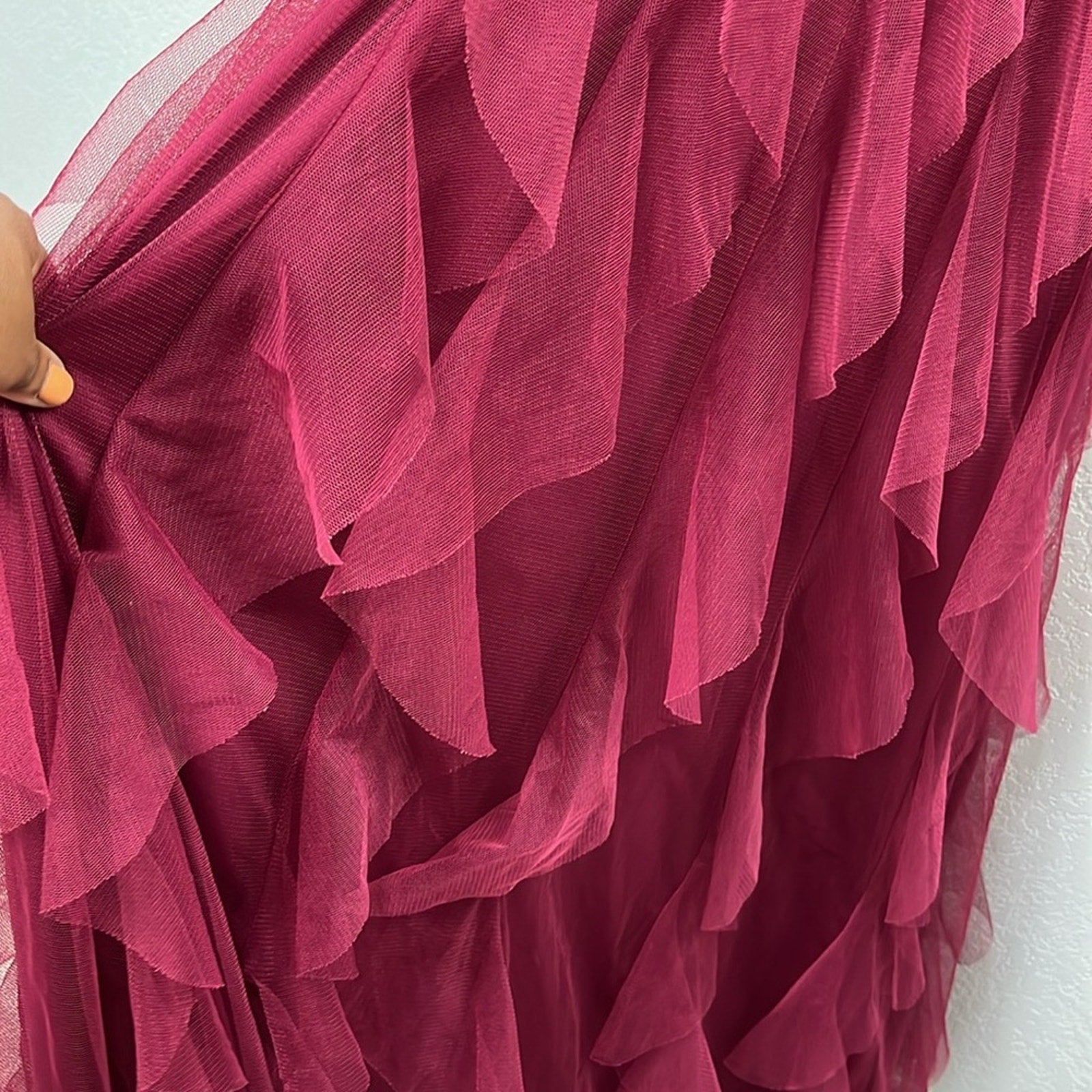 Social Couture Women’s Burgundy Ruffled Tiered Maxi Dress Formal Sz 1/2 No Belt