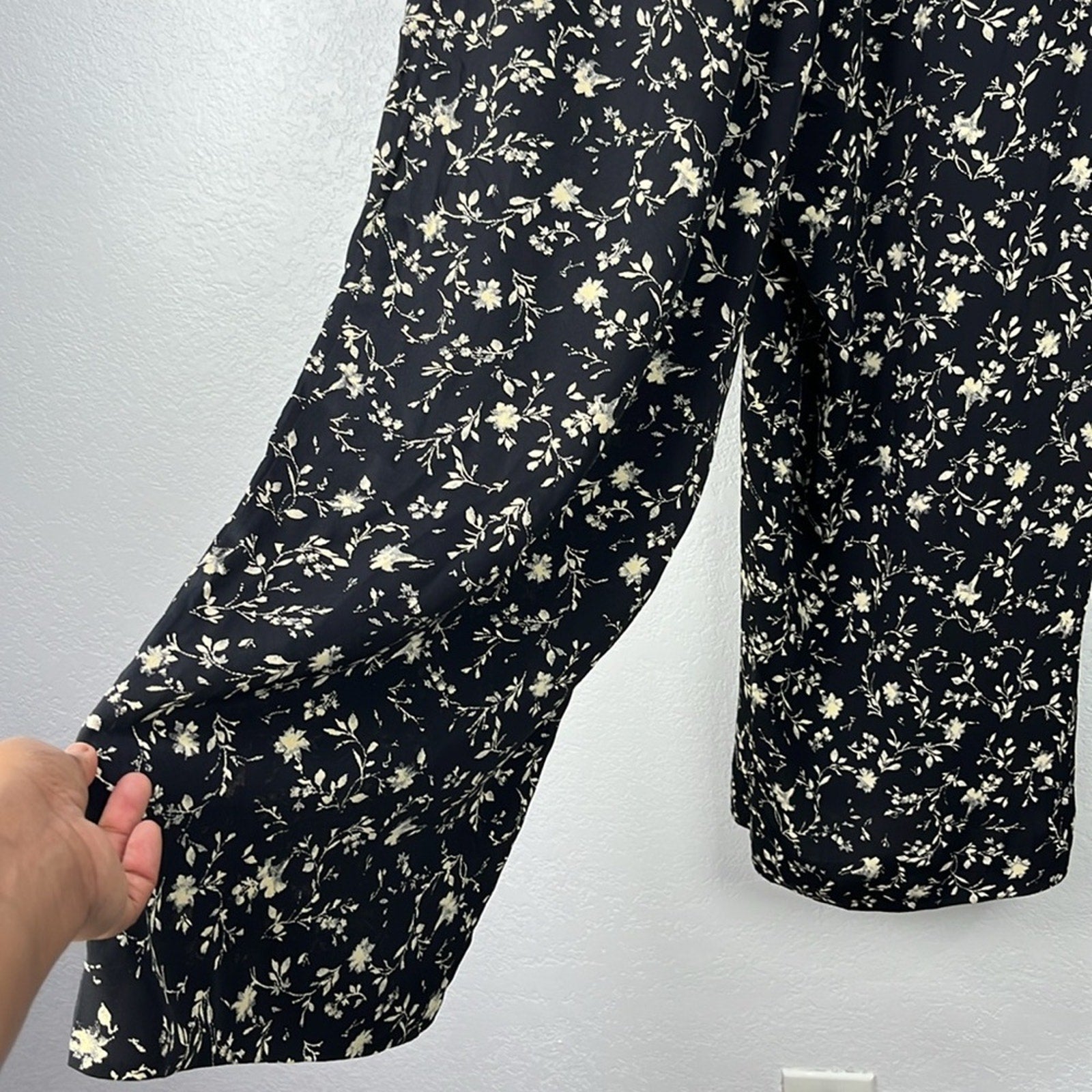 Vintage Street Wear Carole Little Wide Leg Pants Womens 10 Black Floral Print