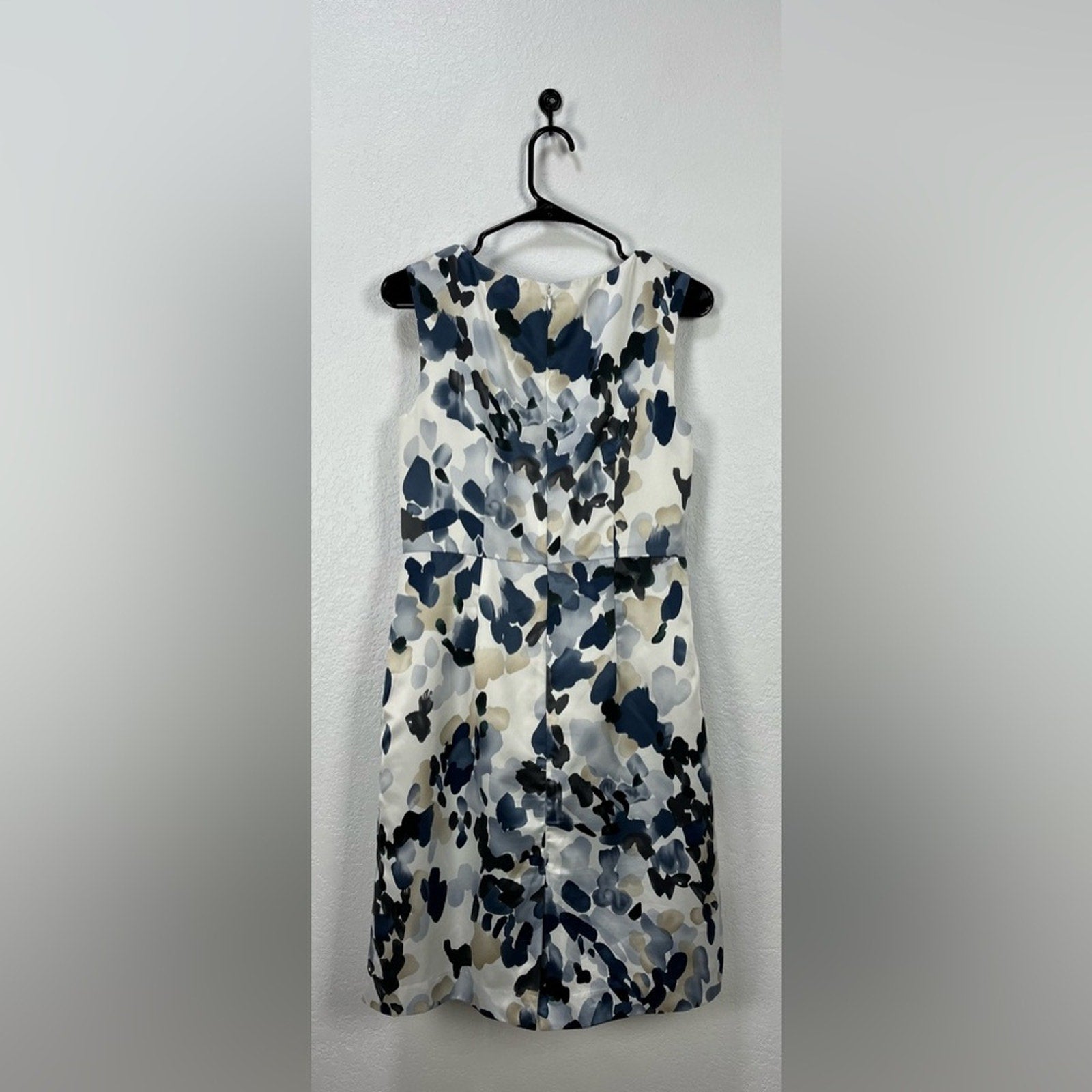 Ann Taylor Satin Sleeveless Watercolor Print Sheath Cocktail Dress Women’s SZ 8