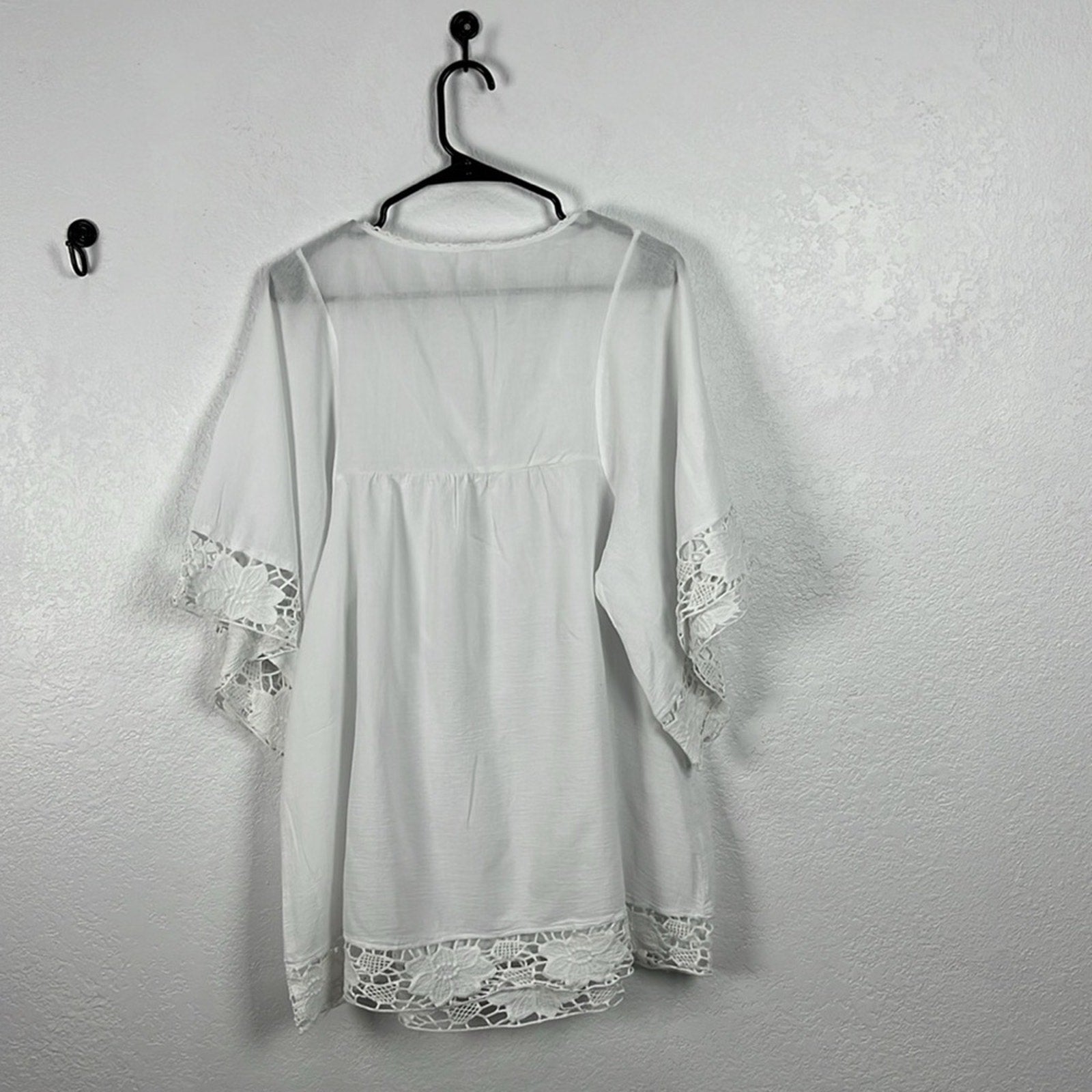 L Space Off Shore Caftan White Cotton Sz S Floral Lace Trim Dolman Sleeve Sheer