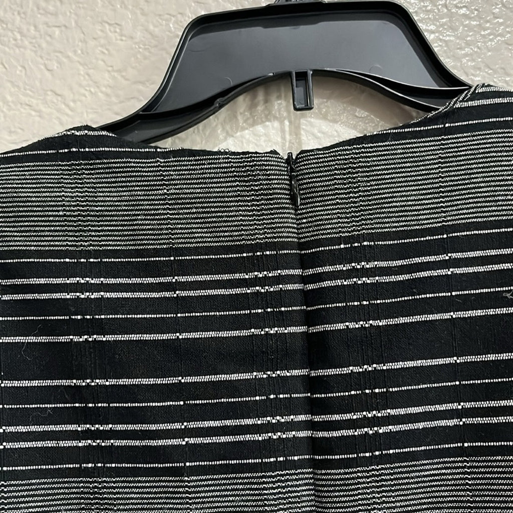 Anthropologie Moon River Denmark Dress Sz M Flutter Sleeves Black/Gray Stripes