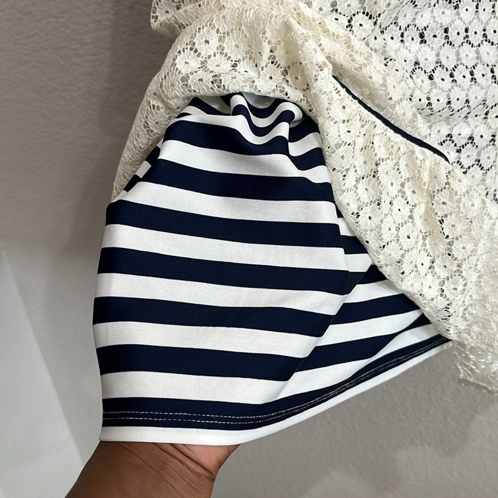 J. Taylor Navy Cream Striped Dress Sz 16 Lace Crochet Pleated Hem Nautical