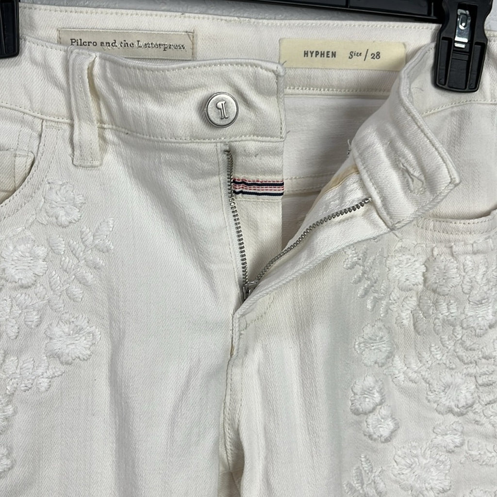 Antro Pilcro Womens Embroidered Floral Jeans Size 28 (Sz 6) Straight Leg ivory