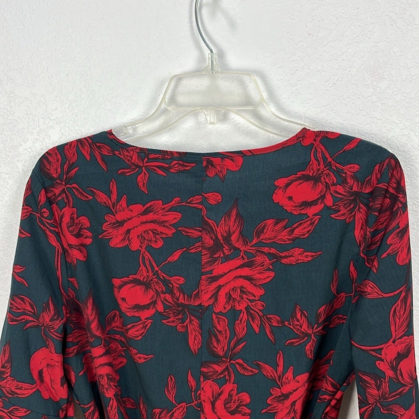 Women’s Black Red Floral  Mini Dress With Belt Long Sleeves Ruffled Sz L Witchy