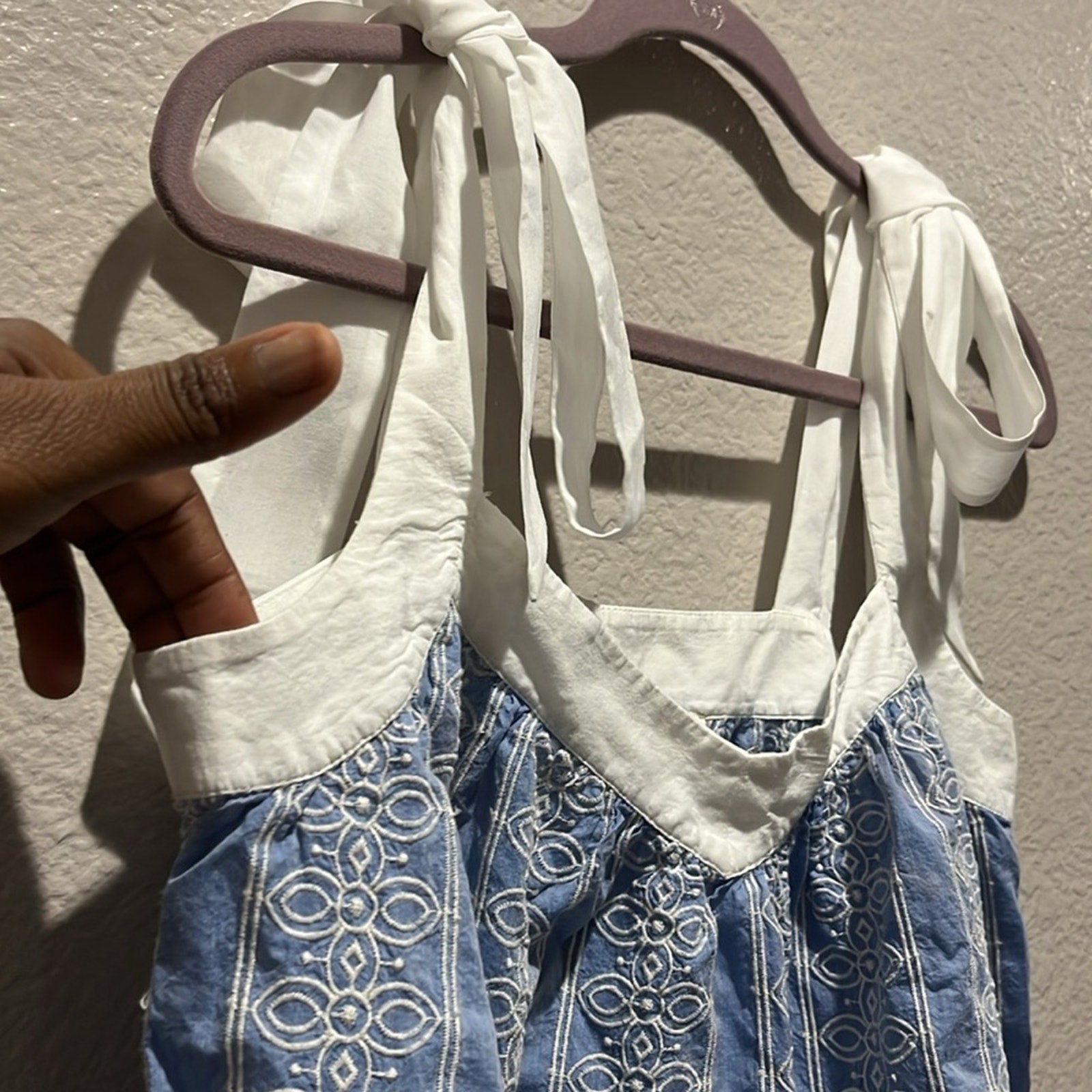 Ann Taylor Loft blouse with bows at shoulders. Blue and white Size Small summer