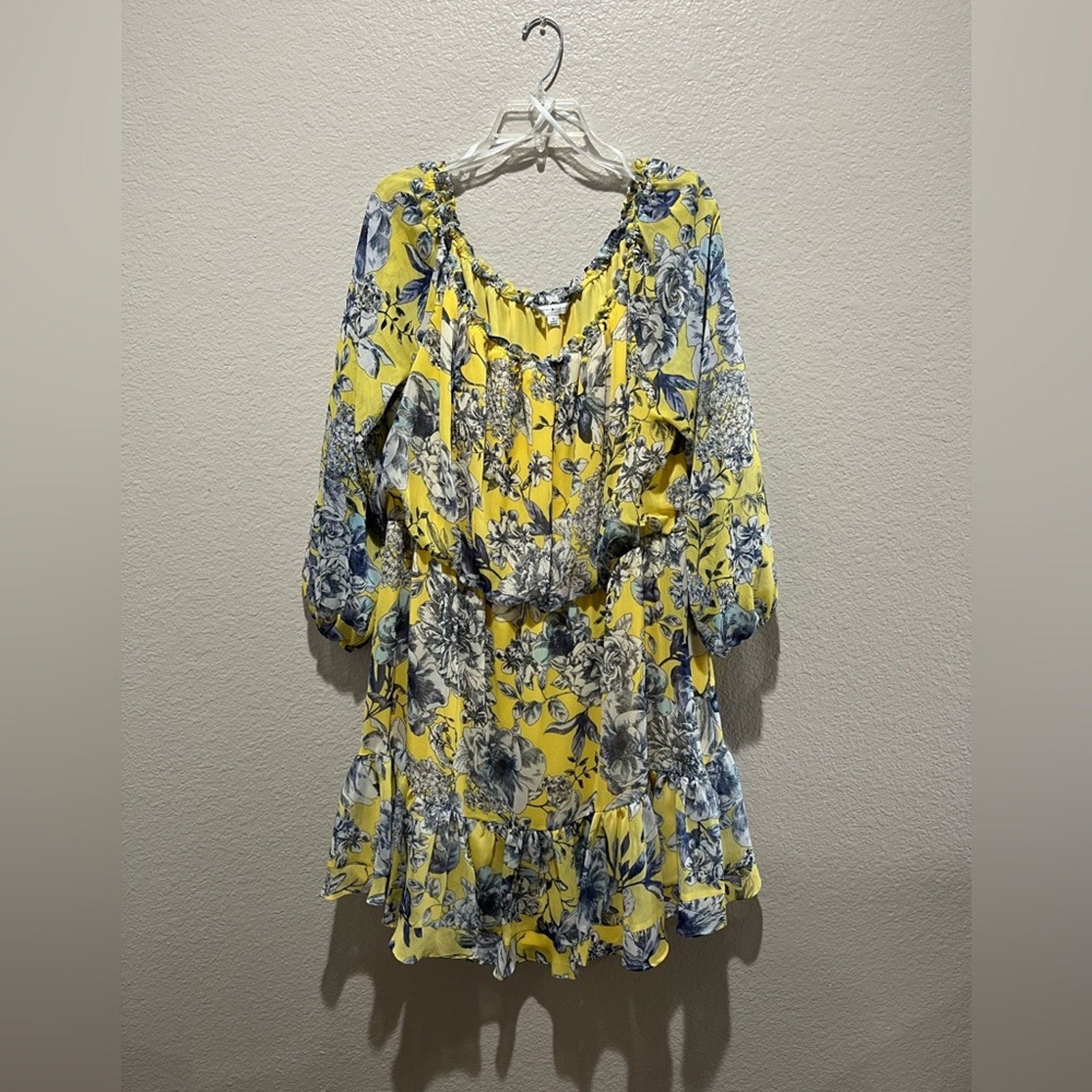 Tommy Hilfiger Size XL Dress Yellow Blue Floral Chiffon Off-the-Shoulder Vacay